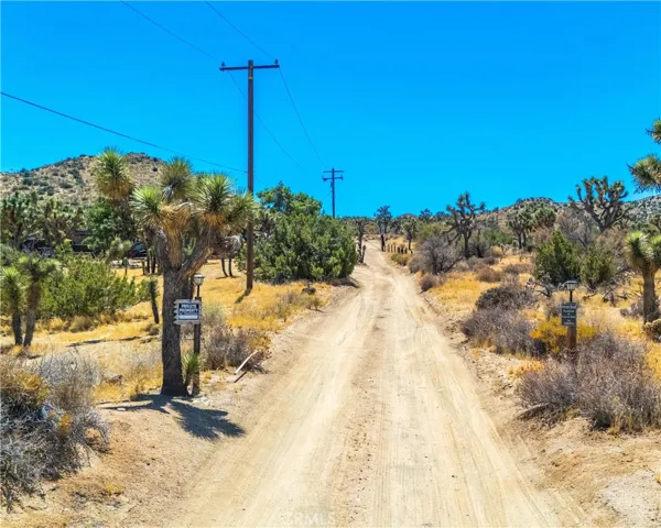 8259 Eneva Street, Yucca Valley, California 92284