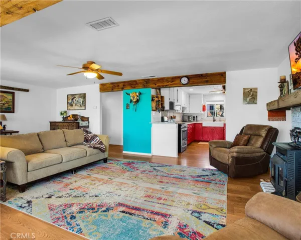 8259 Eneva Street, Yucca Valley, California 92284