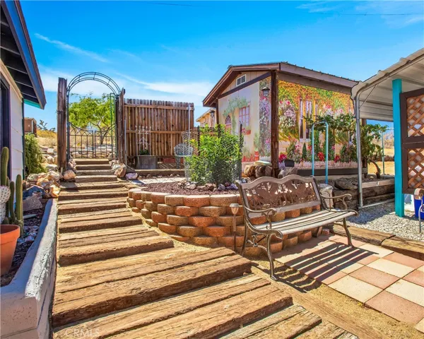 8259 Eneva Street, Yucca Valley, California 92284