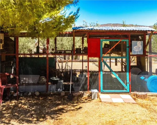 8259 Eneva Street, Yucca Valley, California 92284