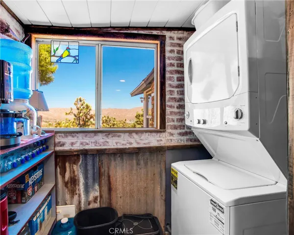 8259 Eneva Street, Yucca Valley, California 92284