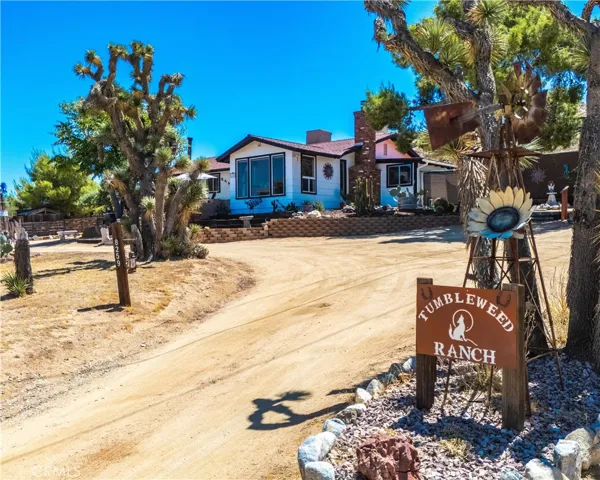 8259 Eneva Street, Yucca Valley, California 92284