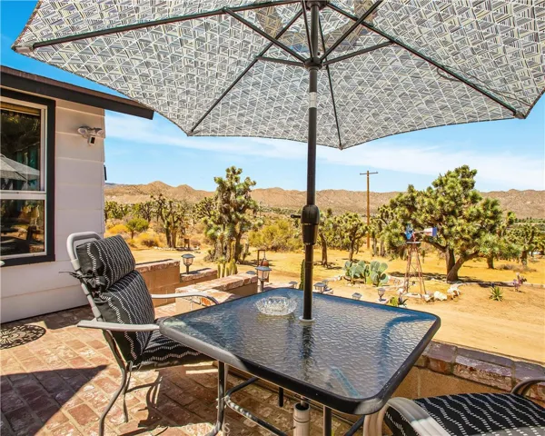 8259 Eneva Street, Yucca Valley, California 92284