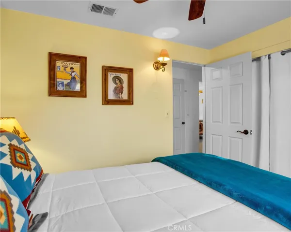 8259 Eneva Street, Yucca Valley, California 92284