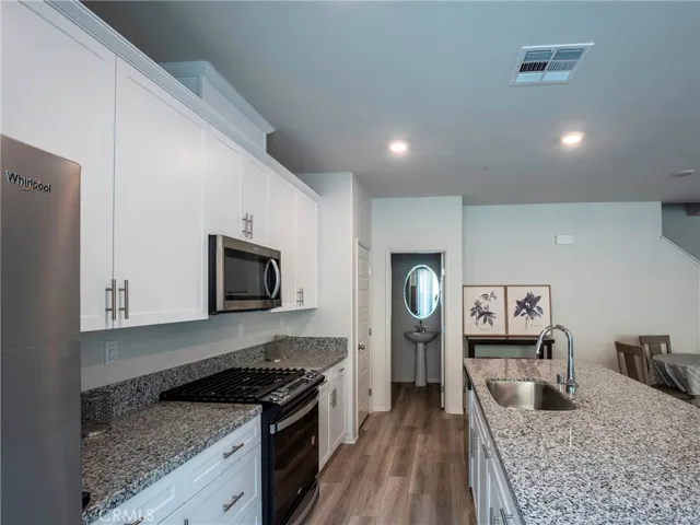40336 Birchfield Drive, Temecula, California 92591