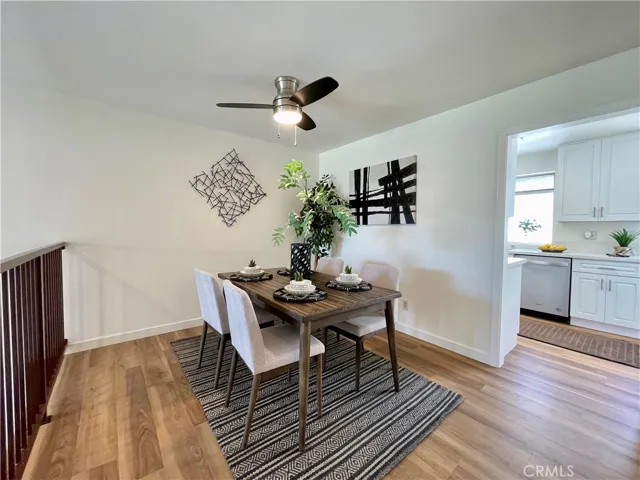 Dining room to kitchen