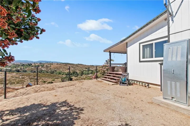 37950 E Benton Road, Temecula, California 92592
