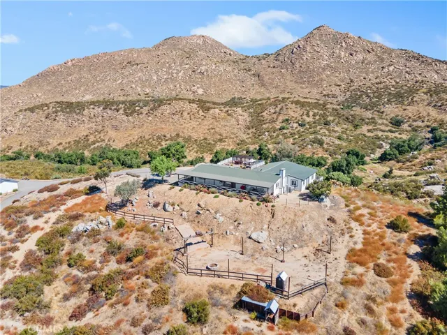37950 E Benton Road, Temecula, California 92592
