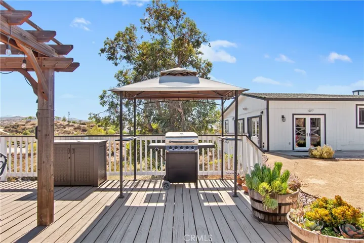 37950 E Benton Road, Temecula, California 92592