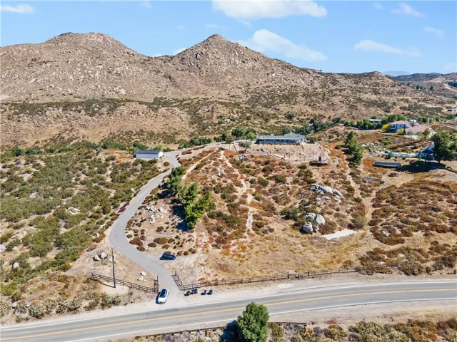 37950 E Benton Road, Temecula, California 92592