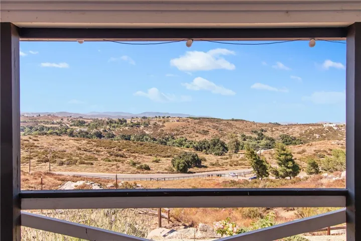 37950 E Benton Road, Temecula, California 92592