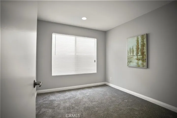 Move Right In!