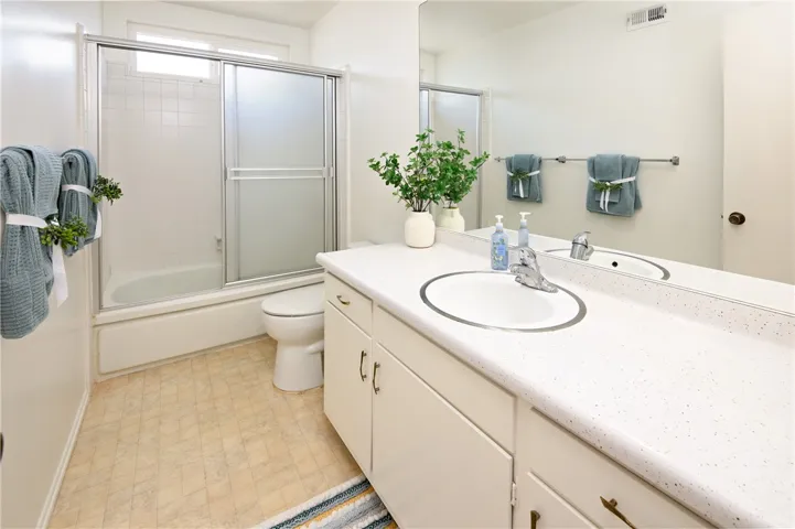 Hall Bathroom