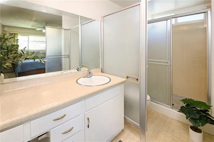 Separate Water Closet 
 & Shower