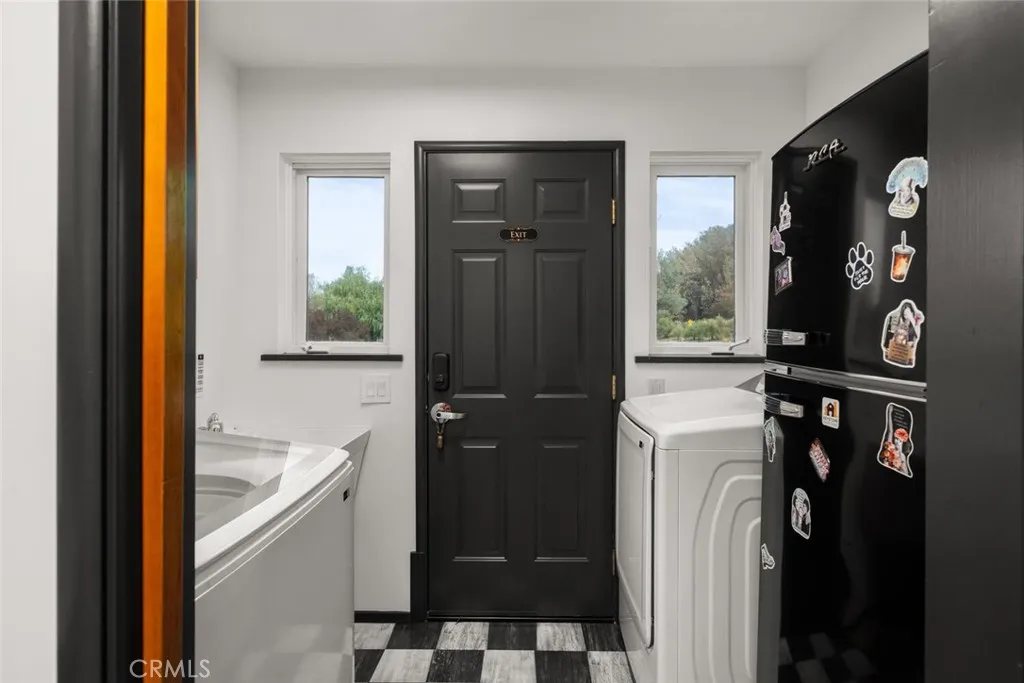 apartment laundry room/entry from exterior