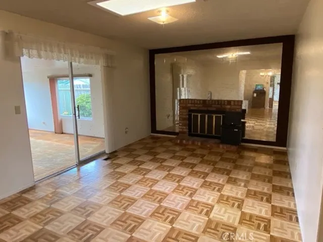 Den / dining area