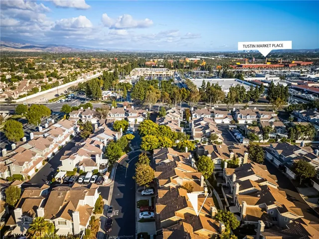 Close to shopping at the Tustin/Irvine Marketplace.