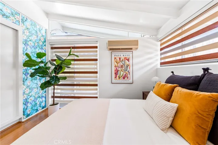 3003 Pattiz, Long Beach, California 90808