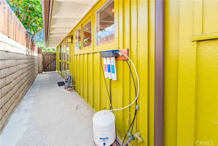3003 Pattiz, Long Beach, California 90808