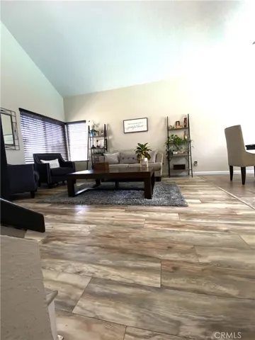 15032 Valencia Way, Lake Elsinore, California 92530