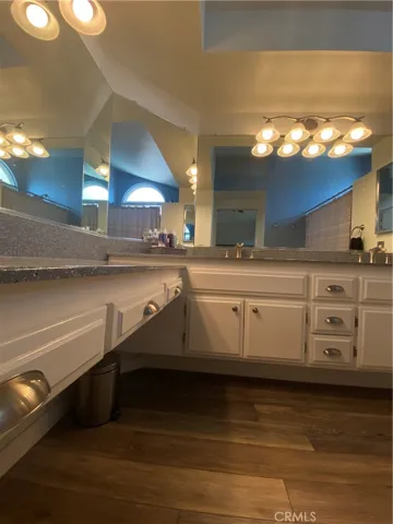 15032 Valencia Way, Lake Elsinore, California 92530