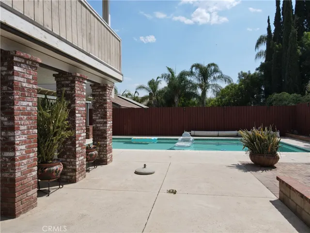 15032 Valencia Way, Lake Elsinore, California 92530