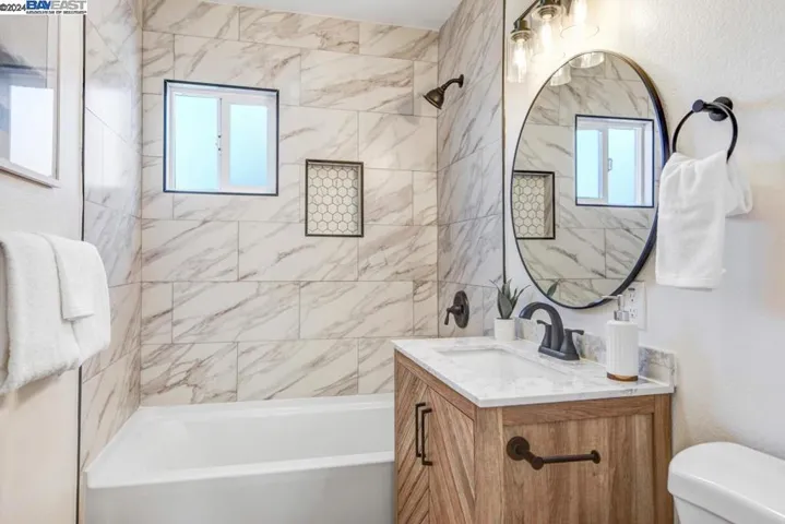3011 Hardies Ln, Santa Rosa, California 95403