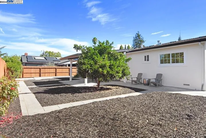 3011 Hardies Ln, Santa Rosa, California 95403