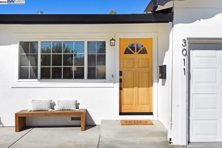 3011 Hardies Ln, Santa Rosa, California 95403