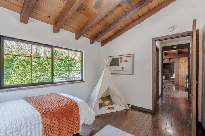 2280 Webster Street, Palo Alto, California 94301