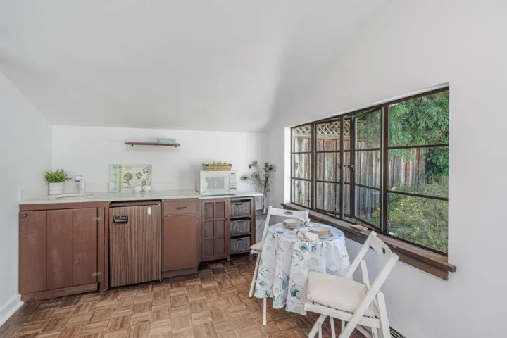 2280 Webster Street, Palo Alto, California 94301