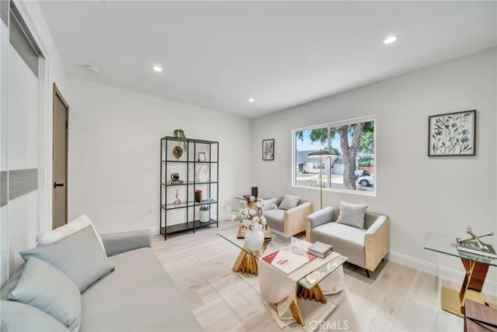 1727 W Leewood Street, West Covina, California 91790