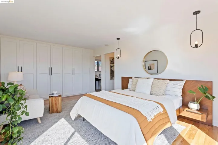 1708 E 38th St, Oakland, California 94602
