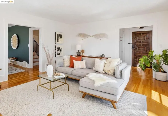 1708 E 38th St, Oakland, California 94602