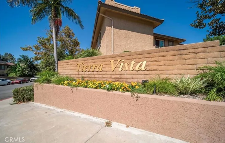 25273 Oak Canyon Lane 4, Lake Forest, California 92630