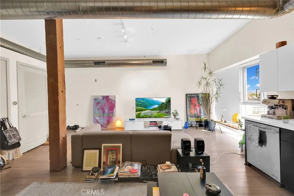 527 Molino Street 407, Los Angeles, California 90013 home-pic-10