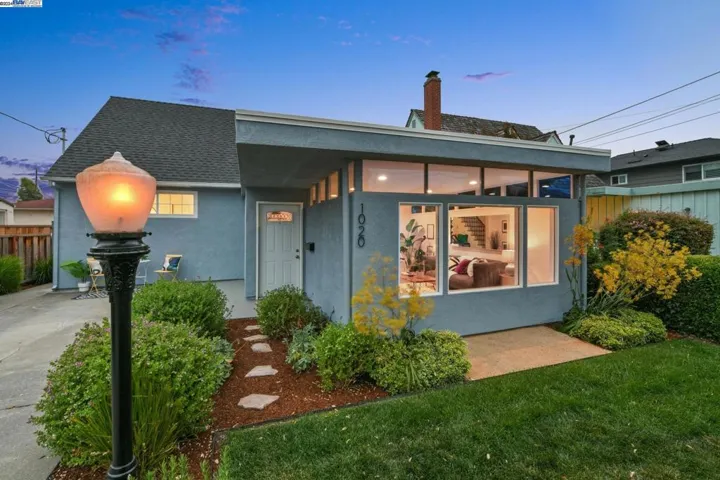 1020 Peach Street, Alameda, California 94501