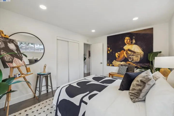 1020 Peach Street, Alameda, California 94501