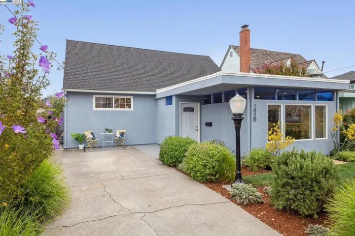 1020 Peach Street, Alameda, California 94501