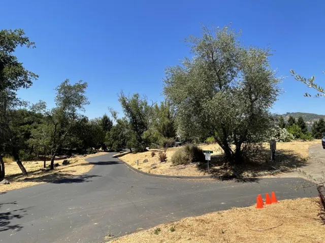 173 Meadowcroft Way, Santa Rosa, California 95403