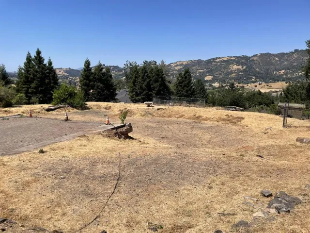 173 Meadowcroft Way, Santa Rosa, California 95403