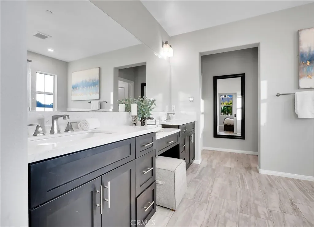 1 Promesa Avenue, Rancho Mission Viejo, California 92694 home-pic-25