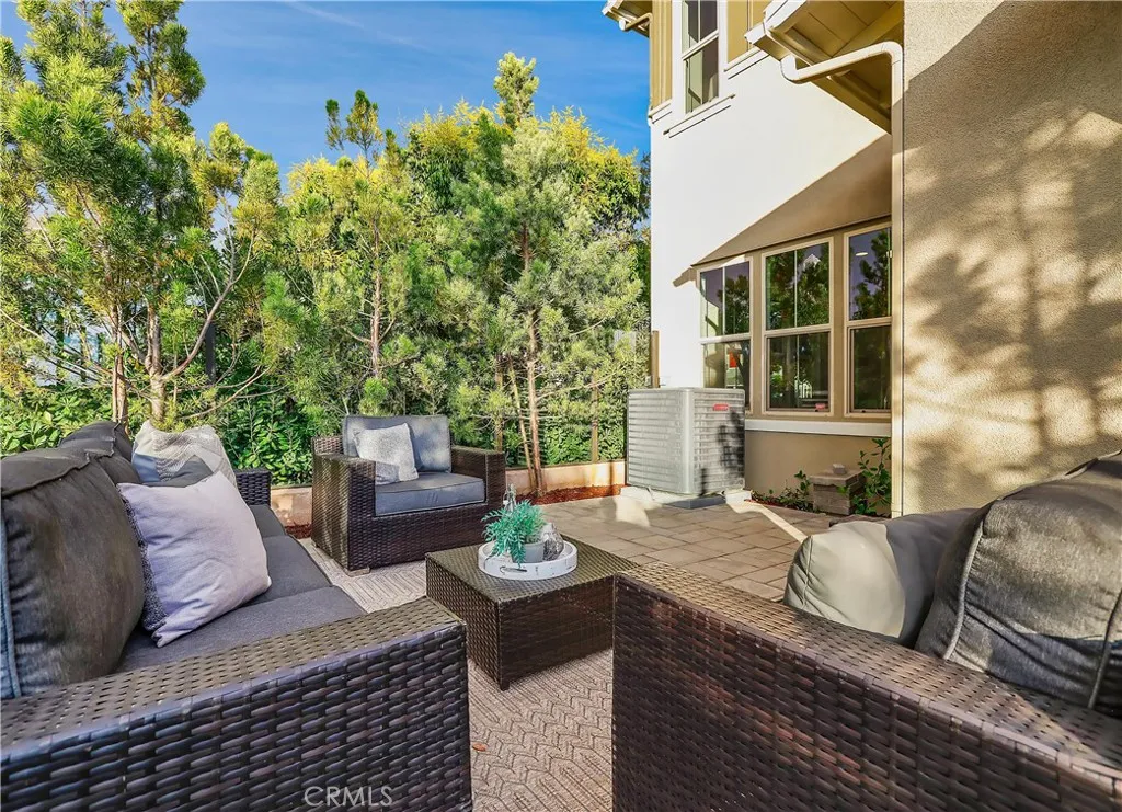 1 Promesa Avenue, Rancho Mission Viejo, California 92694 home-pic-39