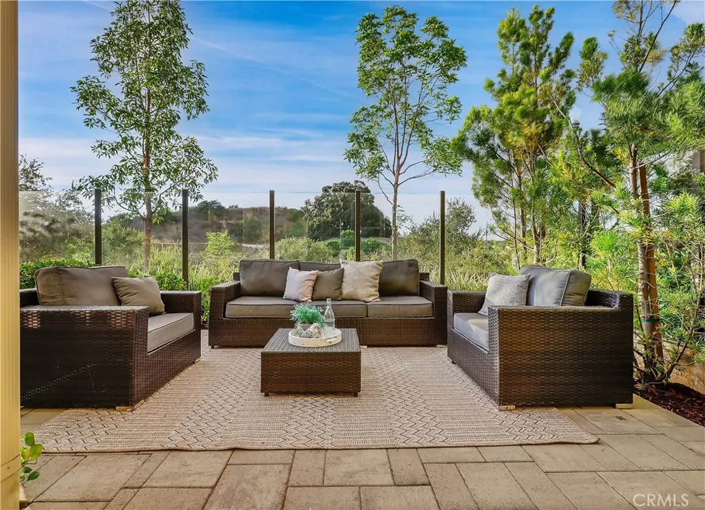 1 Promesa Avenue, Rancho Mission Viejo, California 92694 home-pic-38