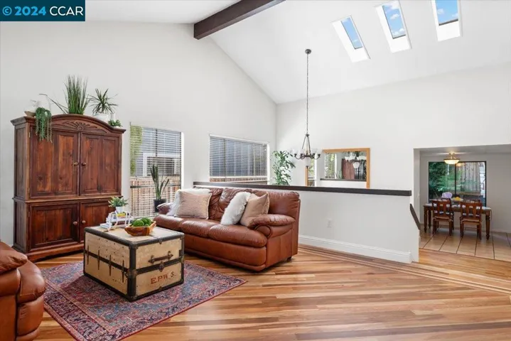 17 Barnegate Bay, Alameda, California 94502