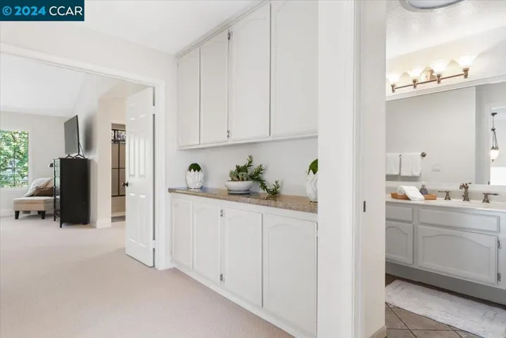 17 Barnegate Bay, Alameda, California 94502