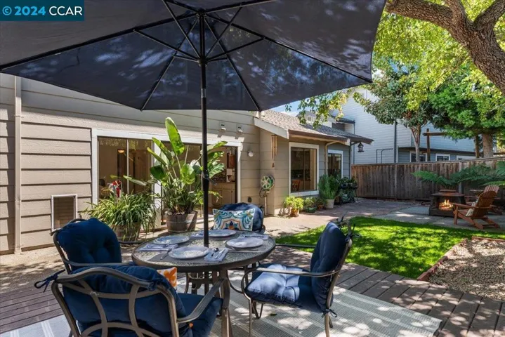 17 Barnegate Bay, Alameda, California 94502