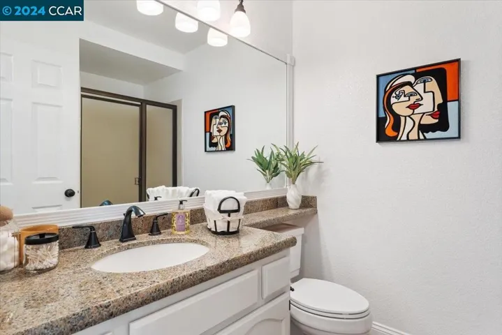 17 Barnegate Bay, Alameda, California 94502