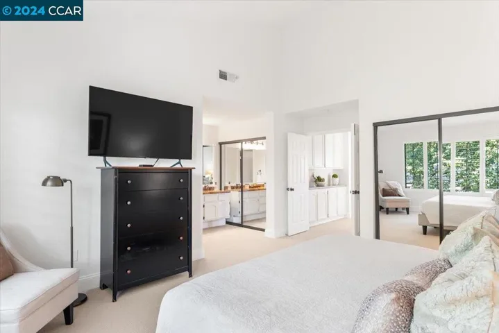17 Barnegate Bay, Alameda, California 94502