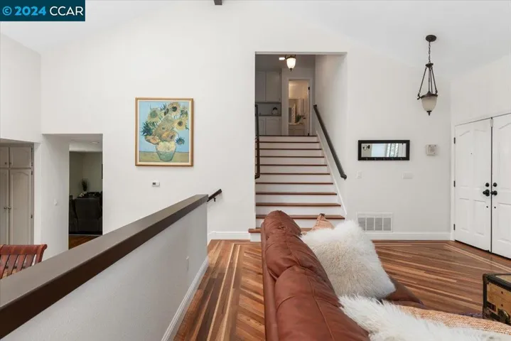 17 Barnegate Bay, Alameda, California 94502